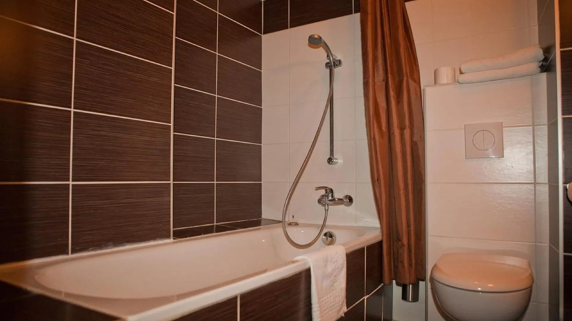 Hotel Royal Wagram Paříž