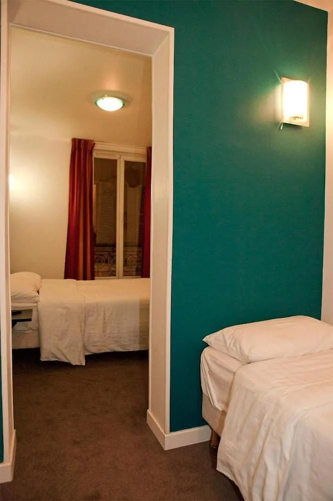 Royal Wagram Hotell Paris