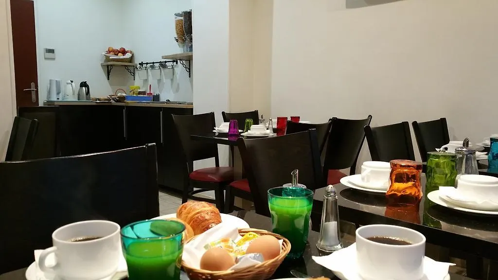 Hotell Royal Wagram Paris
